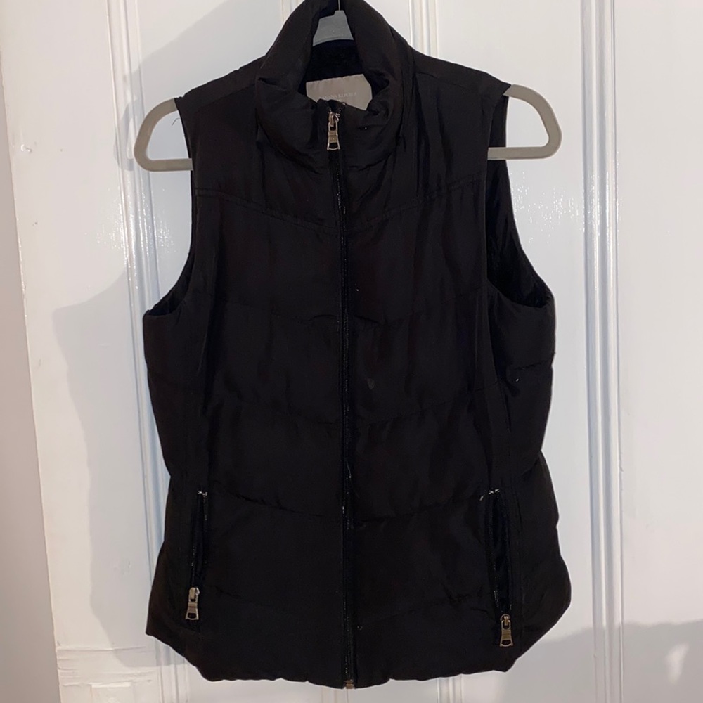 Banana Republic puffer vest with removable faux fur hood